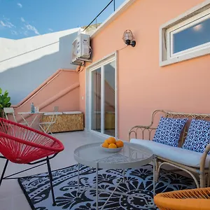 Lovelystay - Sunny 1bdr W/terrace Lisboa